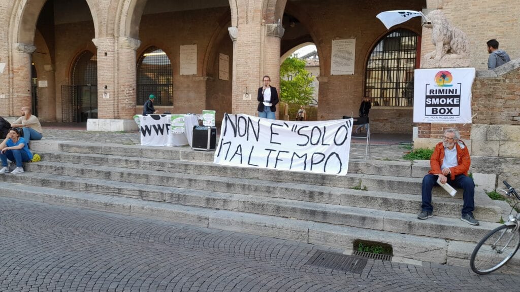 Volontari WWF a Rimini 